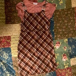 Beautees Girls size 16 strapped dress with t shirt